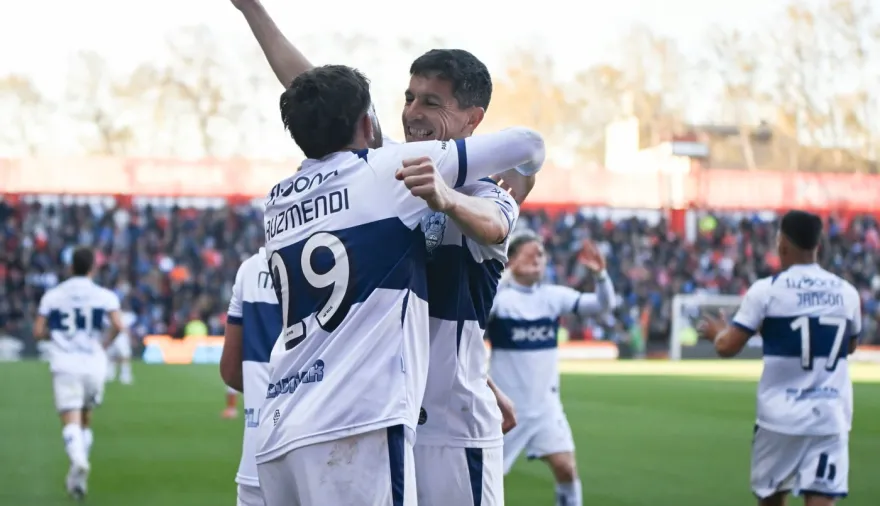 Gimnasia empató con Argentinos y sigue en carrera por la Copa Libertadores 2027