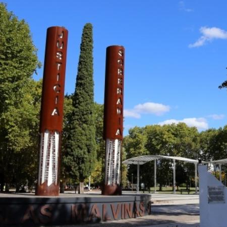 La Plata homenajeará a los héroes de Malvinas con un acto, muestras y festival en Plaza Islas Malvinas