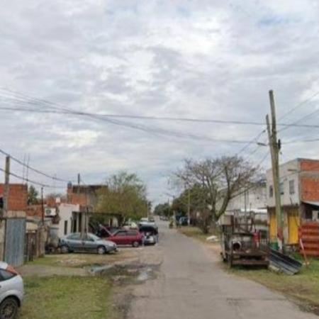 Sospechan de “polichorros” tras un allanamiento en Tolosa: denuncian robo de dinero