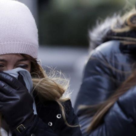 Siguen la lluvia y el frío en La Plata: anuncian mínimas de 3°C y fuertes vientos