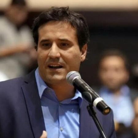 Maximiliano Abad pidió la salida de Adorni y advirtió que el escándalo “paraliza” al Congreso
