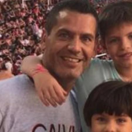 Un platense recuperó la tenencia provisoria de sus hijos en Brasil, pero no puede volver al país