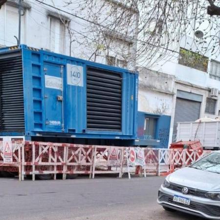 Una madrugada complicada en La Plata: volvió la luz, pero el generador no dejó dormir a los vecinos